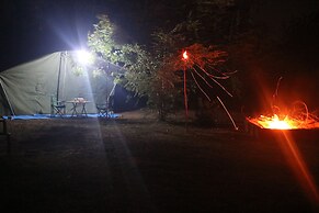 Dev's Campground