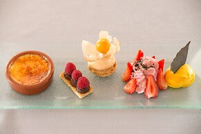 Le Réverbère - La Cuisinerie - L'Hôtellerie