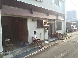 FUJIYA GUEST HOUSE - Hostel