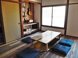 FUJIYA GUEST HOUSE - Hostel