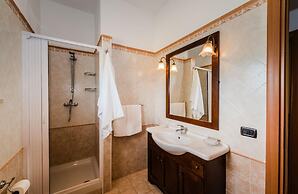 Villaggio Punta Alice Srl