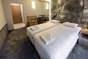 Park Hotel RAYA Garden