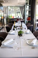 Poseidon Mobile Home Resort - Campsite