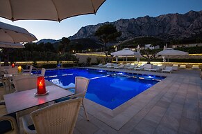 Poseidon Mobile Home Resort - Campsite