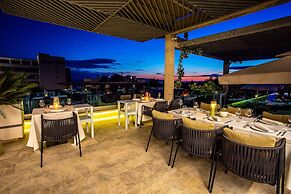 Poseidon Mobile Home Resort - Campsite