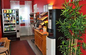 Södra Bergets Vandrarhem - Hostel