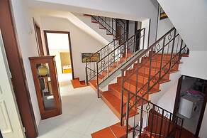 Amami Viaggi - Villa Carolina