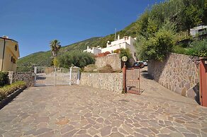 Amami Viaggi - Villa Carolina