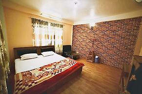 Sara's Backpackers Hotel