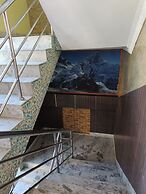 Sara's Backpackers Hotel