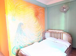 Sara's Backpackers Hotel