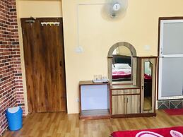 Sara's Backpackers Hotel