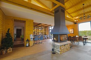 Cornelia Deluxe Residence