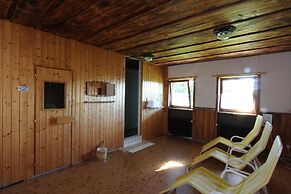 Hotel Löwen  by Mastiff