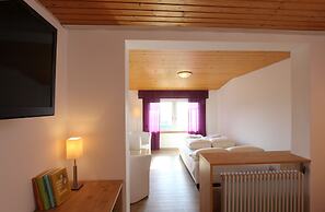 Hotel Löwen  by Mastiff