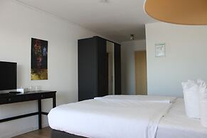 Hotel Löwen  by Mastiff