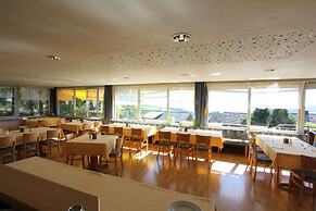 Hotel Löwen  by Mastiff