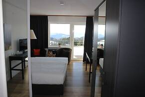 Hotel Löwen  by Mastiff