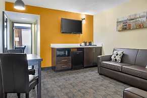 Quality Inn & Suites Bathurst