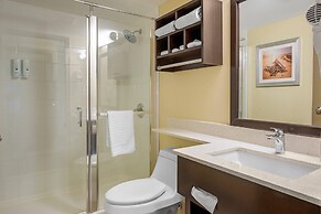 Quality Inn & Suites Bathurst