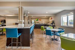 Quality Inn & Suites Bathurst