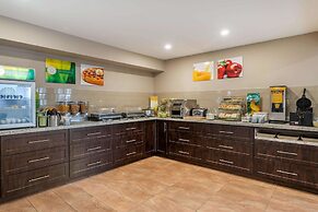 Quality Inn & Suites Bathurst