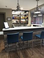 Quality Inn & Suites Bathurst