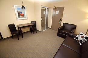 Quality Inn & Suites Bathurst