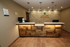 Quality Inn & Suites Bathurst