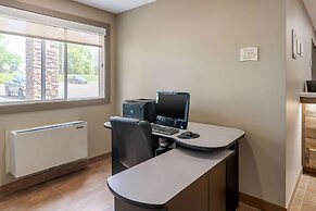 Quality Inn & Suites Bathurst