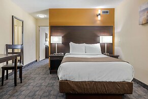 Quality Inn & Suites Bathurst