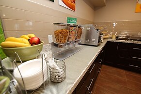 Quality Inn & Suites Bathurst