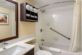 Quality Inn & Suites Bathurst