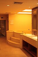 Yinchuan Vintage Hill Hotels & Resorts