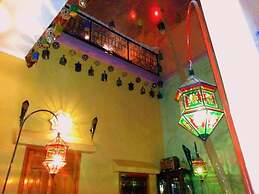 Riad Layla Rouge - Hostel