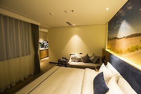 Spring Posh Roadsun International Hotel & Resort