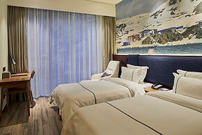 Spring Posh Roadsun International Hotel & Resort