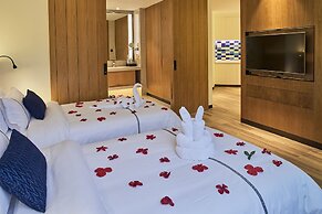 Spring Posh Roadsun International Hotel & Resort