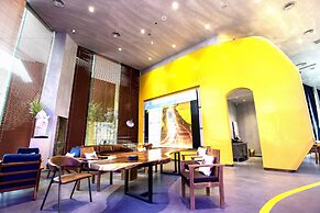 Spring Posh Roadsun International Hotel & Resort