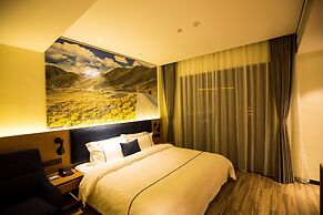 Spring Posh Roadsun International Hotel & Resort