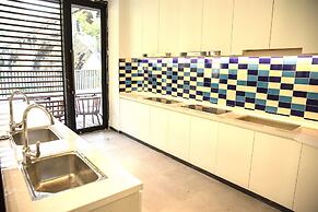 Spring Posh Roadsun International Hotel & Resort