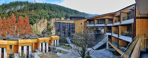 Spring Posh Roadsun International Hotel & Resort