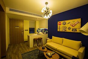 Spring Posh Roadsun International Hotel & Resort