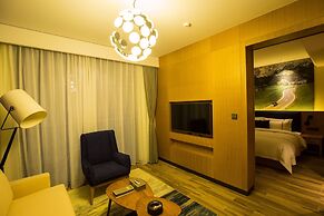 Spring Posh Roadsun International Hotel & Resort