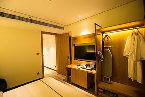 Spring Posh Roadsun International Hotel & Resort