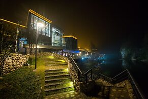 Spring Posh Roadsun International Hotel & Resort