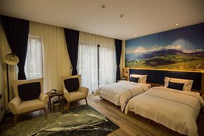 Spring Posh Roadsun International Hotel & Resort