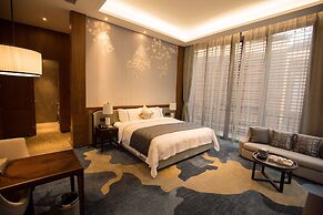 Spring Posh Roadsun International Hotel & Resort