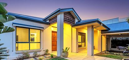 Maureen Waterfront Beach House