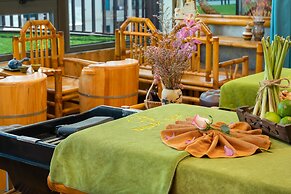 Halina Hotel & Apartment